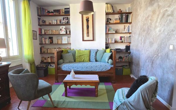Appartement à vendre    2 pièces • 53,13 m2 Marseille 6