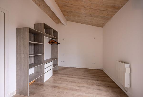 Charmant appartement 2 pièces à louer au coeur de La Rochelle - Dernier étage