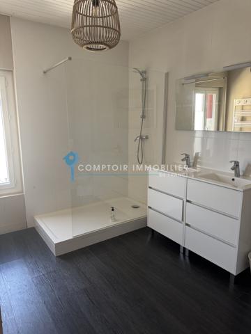 Maison
                                                                                                                                                                                                                                                                                                                        7 pièce(s)                                                                                                                                                                                                          5 chambre(s)                                                                                                                                                                                                          117  m²