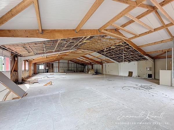 Local d'activité de 700 m² aux portes de Vannes · Fort potentiel