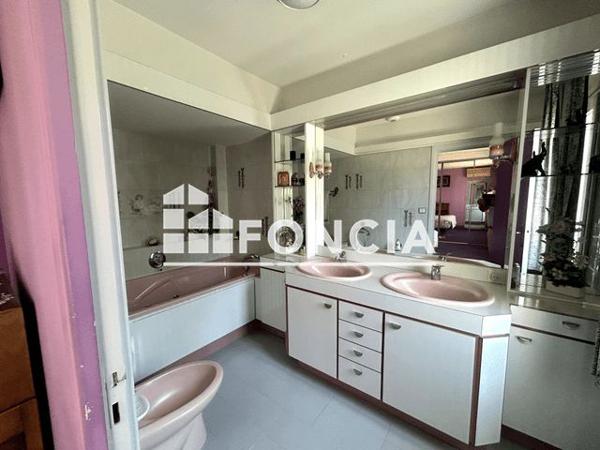 À vendre Appartement 6 pièces 150 m² - Montélimar 26200