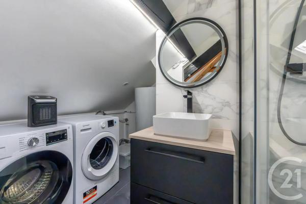 Appartement F2 à vendre  2 pièces - 23,02 m 2   ST MAUR DES FOSSES  - 94