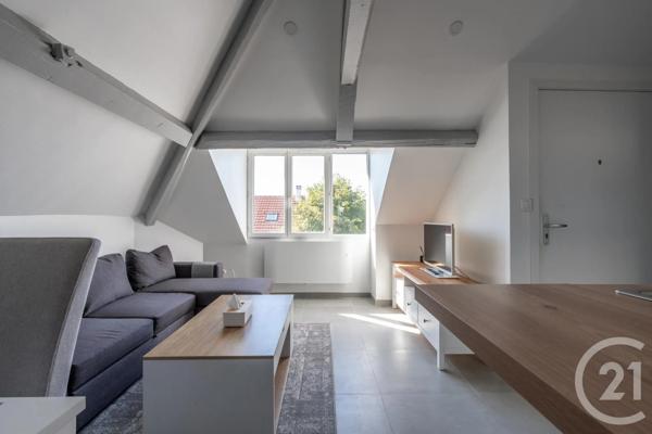 Appartement F2 à vendre  2 pièces - 23,02 m 2   ST MAUR DES FOSSES  - 94