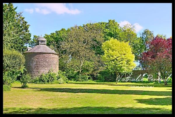 Château de caractère de 530 m² sur  un parc de 1,3 hectare