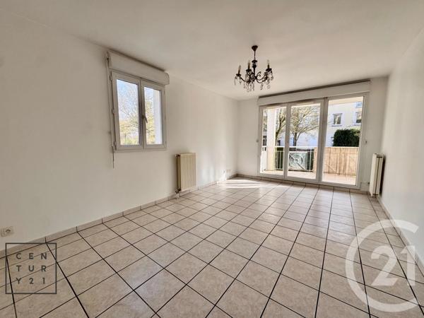 Appartement à vendre  4 pièces - 75,30 m 2   MONTEVRAIN  - 77