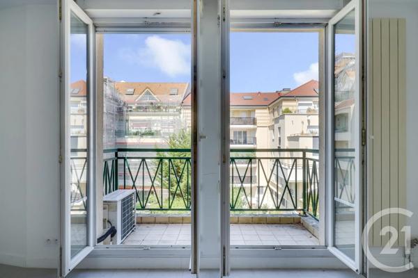 Appartement F3 à vendre  3 pièces - 77,55 m 2   CLAMART  - 92