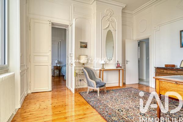 Maison à vendre 8 pièces 189,52 m² Chanteloup-les-Vignes