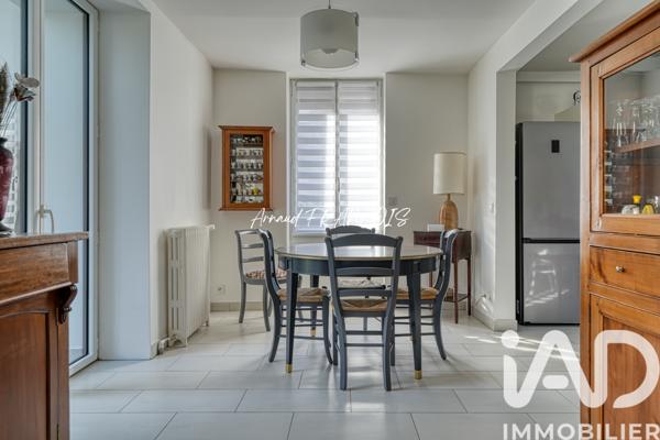 Maison à vendre 8 pièces 189,52 m² Chanteloup-les-Vignes