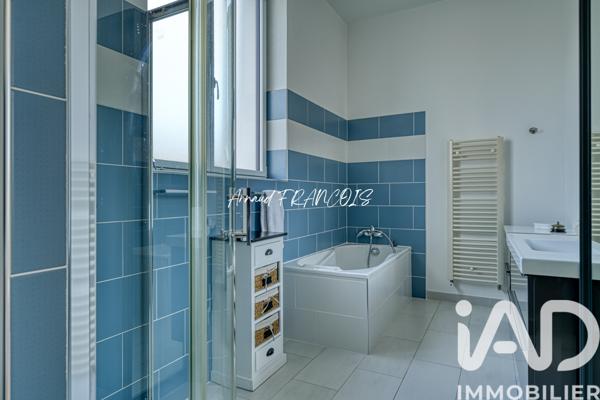 Maison à vendre 8 pièces 189,52 m² Chanteloup-les-Vignes