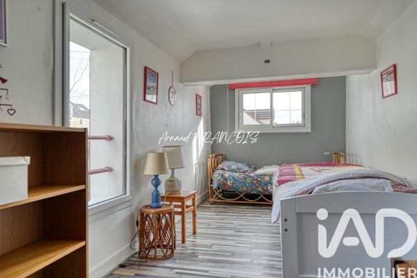 Maison à vendre 8 pièces 189,52 m² Chanteloup-les-Vignes