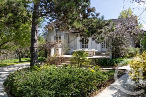 Maison à vendre  7 pièces - 231 m 2   MONTGERON  - 91
