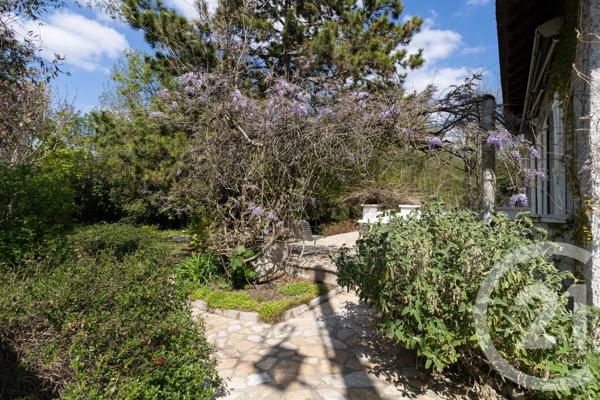 Maison à vendre  7 pièces - 231 m 2   MONTGERON  - 91