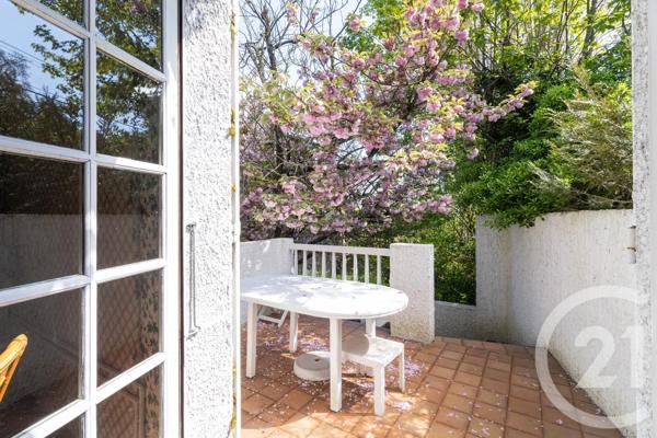 Maison à vendre  7 pièces - 231 m 2   MONTGERON  - 91