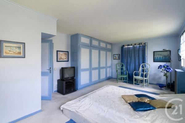 Maison à vendre  7 pièces - 231 m 2   MONTGERON  - 91