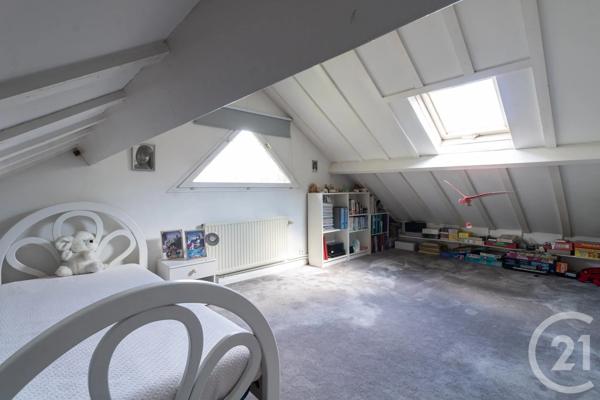 Maison à vendre  7 pièces - 231 m 2   MONTGERON  - 91