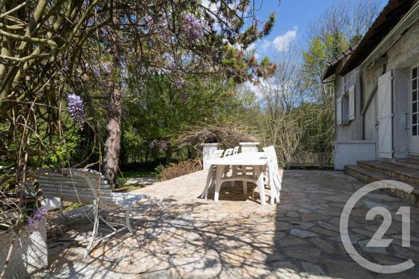 Maison à vendre  7 pièces - 231 m 2   MONTGERON  - 91