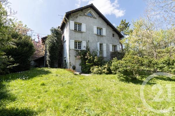 Maison à vendre  7 pièces - 231 m 2   MONTGERON  - 91