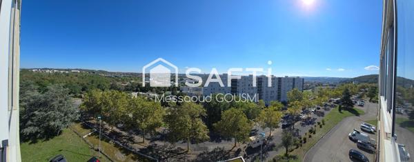 SPACIEUX T5 AU DERNIER ÉTAGE AVEC VUE PANORAMIQUE