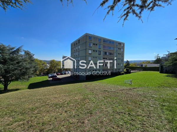 SPACIEUX T5 AU DERNIER ÉTAGE AVEC VUE PANORAMIQUE