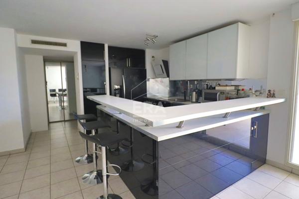 Appartement à vendre Marseille 13010 4 pièces  92m2 lumineux sans travaux  terrasse parkings  rangements