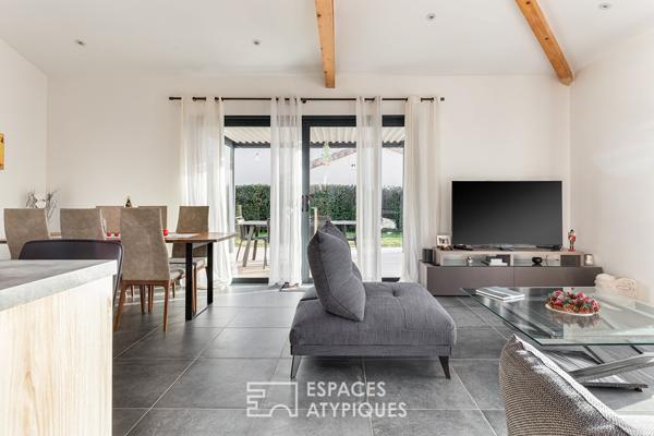 Maison contemporaine à Tournefeuille avec piscine et garage