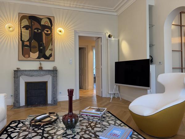 Quimper Les Quais de l’Odet. Une adresse & Un appartement d’exception au Cœur de la Capitale Cornouaillaise