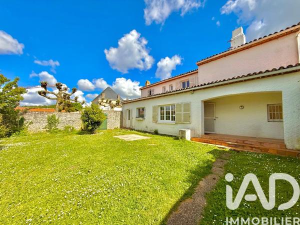 Maison à vendre 9 pièces 254 m² Saujon