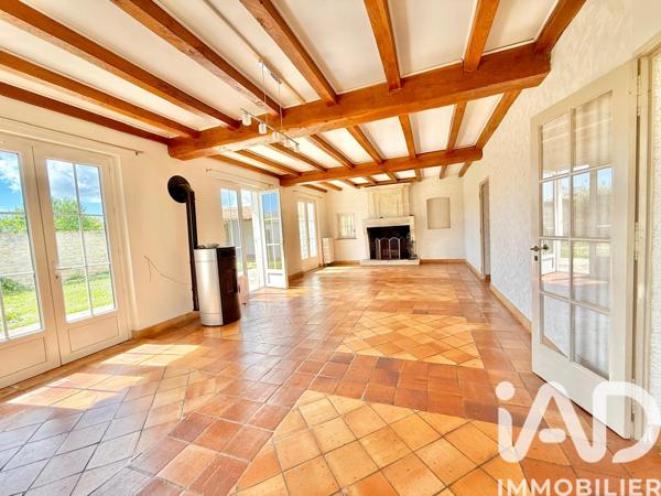 Maison à vendre 9 pièces 254 m² Saujon