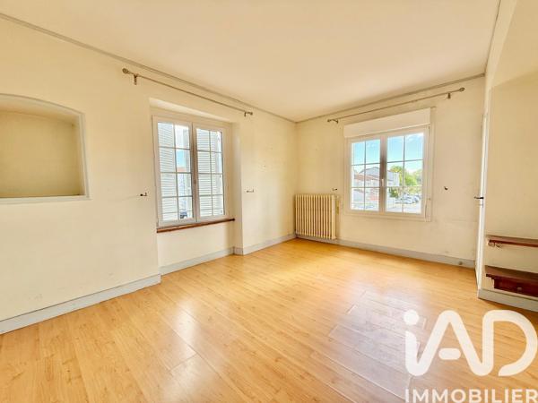 Maison à vendre 9 pièces 254 m² Saujon