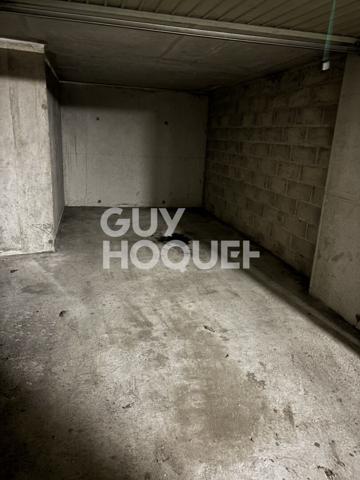 GARAGE 20m² rue de cuire