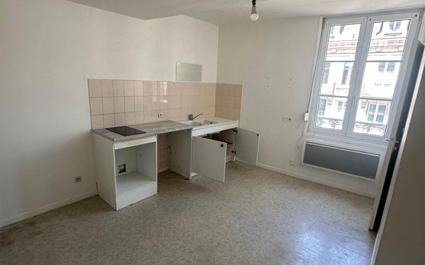 Maison à vendre    2 pièces •  Saint-Dizier