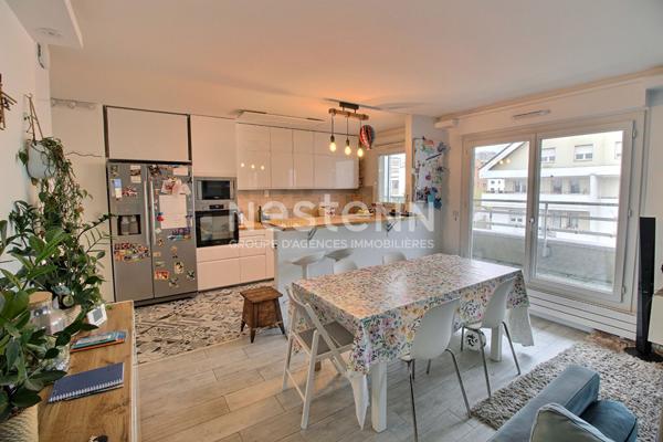 PRE ST GERVAIS - Appartement 4/5 pièces avec balcon filant en dernier étage , cave et box