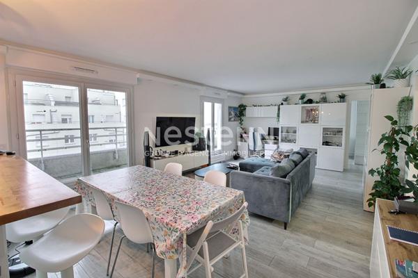 PRE ST GERVAIS - Appartement 4/5 pièces avec balcon filant en dernier étage , cave et box