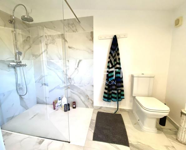 BELLE PROPRIÉTÉ PROVENÇALE AVEC PISCINE ET VERGER  AU CALME