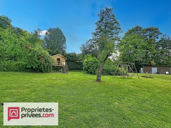 Maison familiale entre ville & campagne au bord d'un ruisseau protégé , à 5 minutes de Lisieux