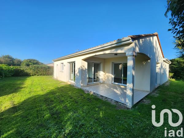 Maison à vendre 4 pièces 101 m² Saint-Yrieix-sur-Charente