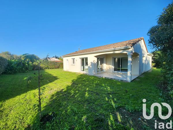 Maison à vendre 4 pièces 101 m² Saint-Yrieix-sur-Charente