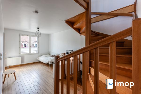 POLANGIS-Maison contemporaine familiale et jardin