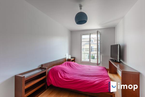 POLANGIS-Maison contemporaine familiale et jardin