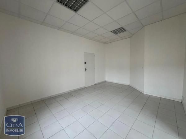 Local professionnel à louer