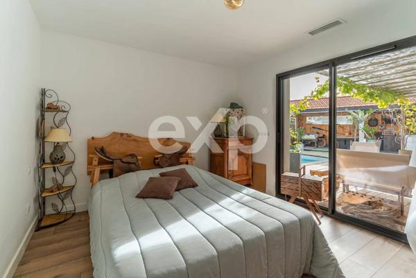 Maison type arcachonnaise de 160 m² avec T2 indépendant, jacuzzi et triple garage