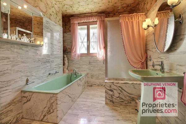 Exclusivité - Maison de plain-pied dans un  quartier résidentiel prisé proche Loire avec 3 chambres + bureau à Chateauneuf Sur Loire