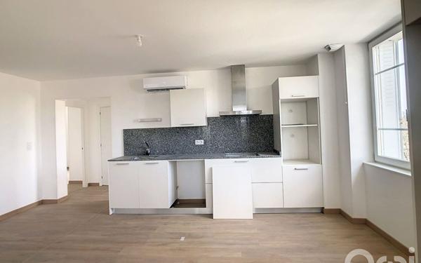 Appartement à louer    3 pièces •  Terrasson-Lavilledieu