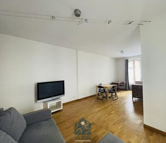 Appartement deux pièces avec combles aménageables