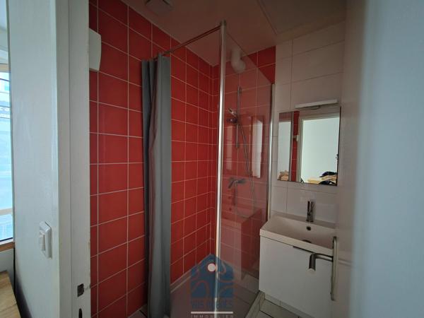 Appartement deux pièces avec combles aménageables