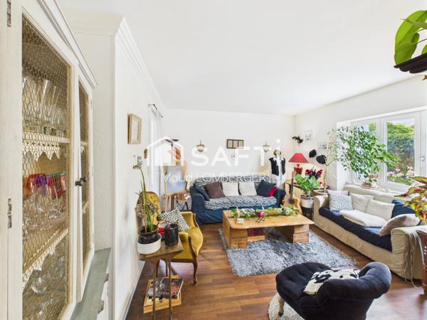 À LAVONCOURT – MAISON DE CHARME AVEC DÉPENDANCES ET GRAND TERRAIN