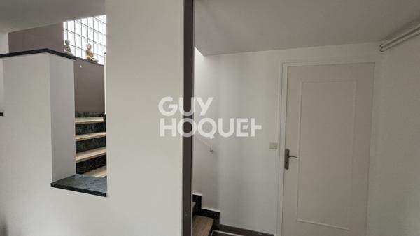 Villa d'architecte spacieuse à vendre à Saint Alban de Roche