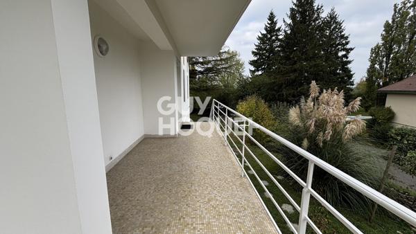 Villa d'architecte spacieuse à vendre à Saint Alban de Roche