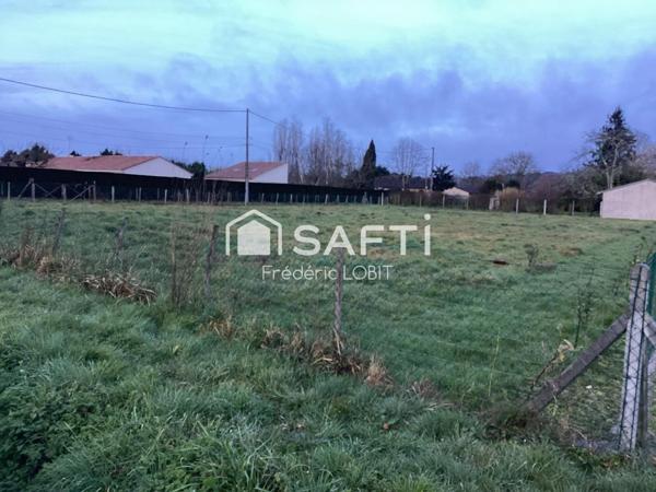 terrain constructible à Neuvic entièrement clôturé