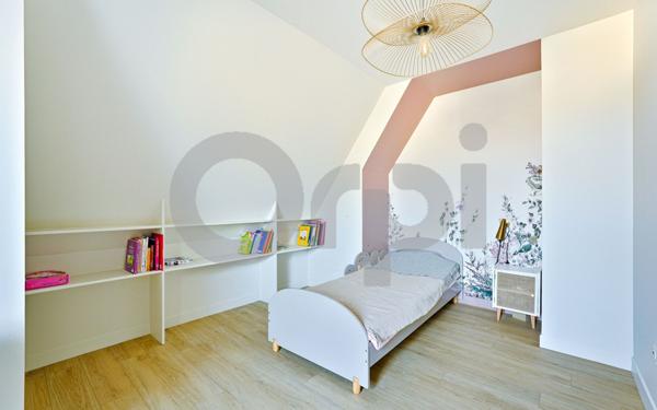 Appartement à vendre    4 pièces • 103,19 m2 Le Plessis-Robinson